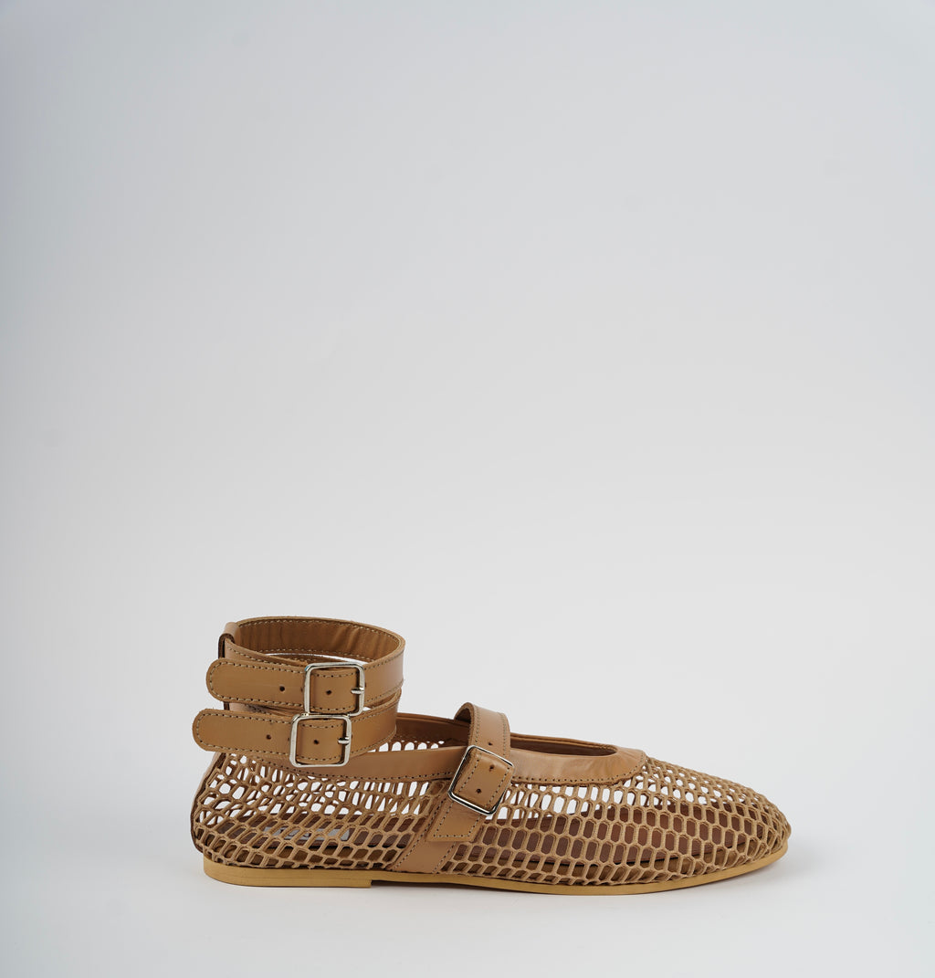 BARE FLATS IN FISHNET