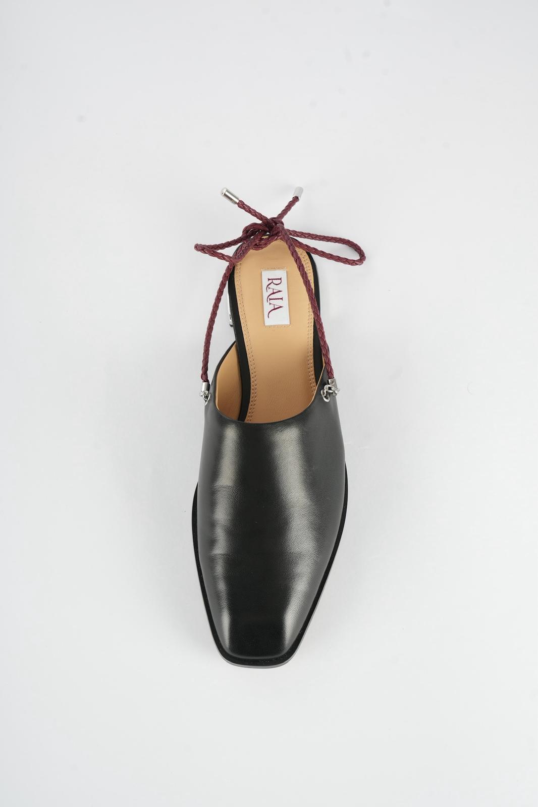 Vetra — Black Leather Lace-Back Flat